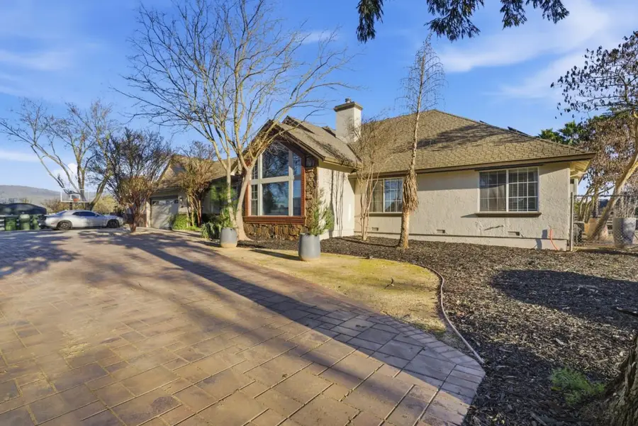 380 W Middle Avenue, Morgan Hill, CA 95037 - Image #3