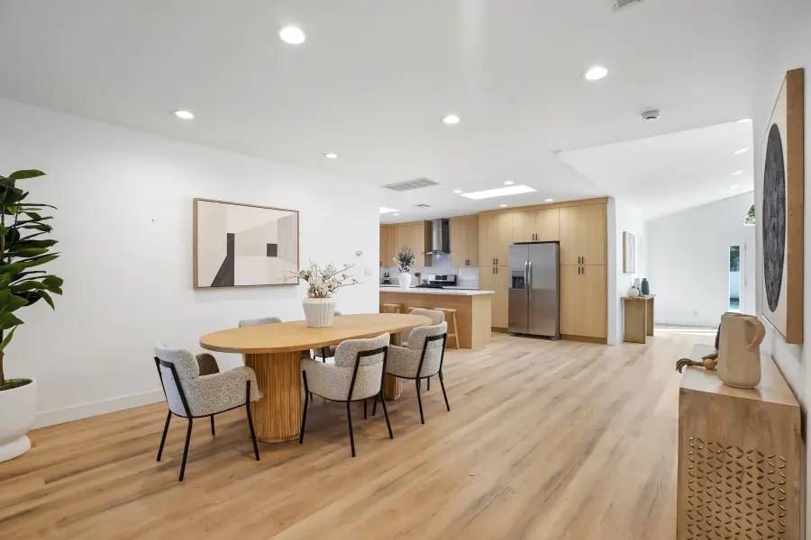 11814 Hesby Street, Valley Village, CA 91607 - #3