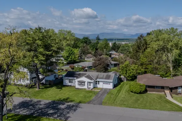 4 Michael Court, Hudson, NY 12534