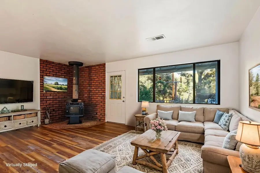 9174 Highway 26, Mokelumne Hill, CA 95245 - Image #2