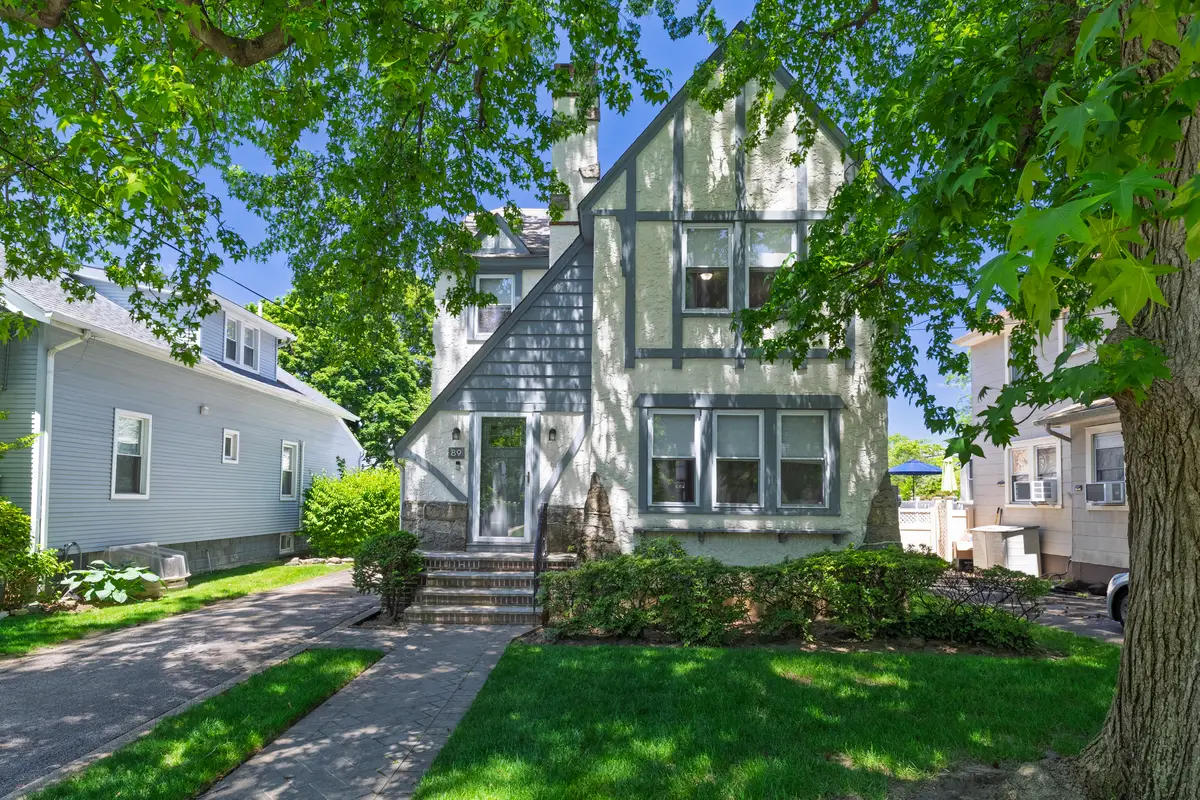 89 Lexington Avenue, Malverne, NY 11565 - #1