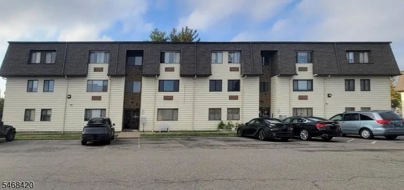 46 Watsessing Ave #13, Belleville, NJ 07109 - #1