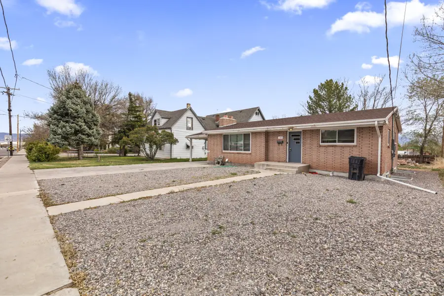 180 E 300 N, Richfield, UT 84701 - #2