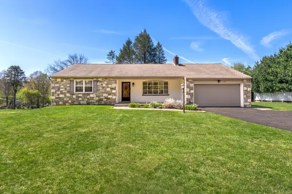 1104 Almshouse Rd, IVYLAND, PA 18974