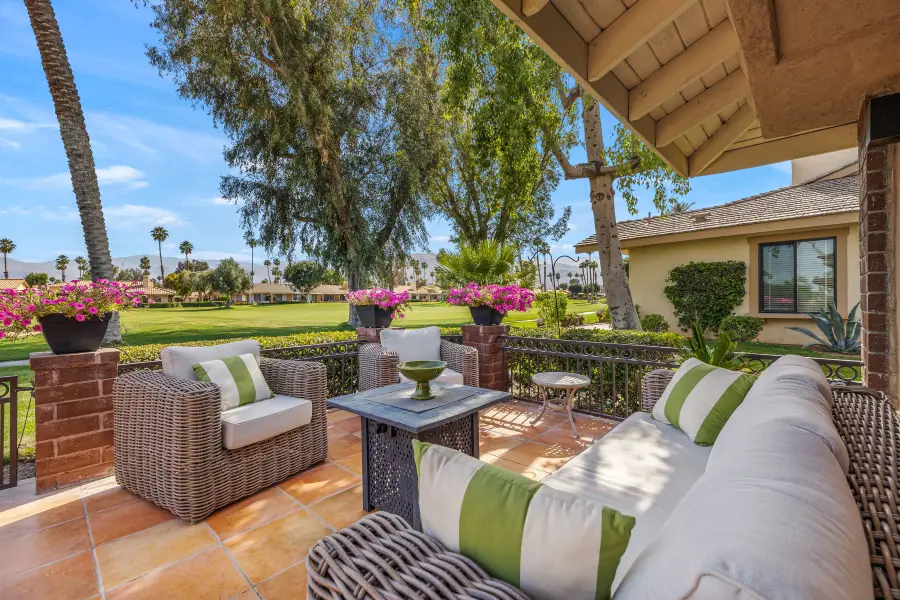 201 Las Lomas, Palm Desert, CA 92260 - #2