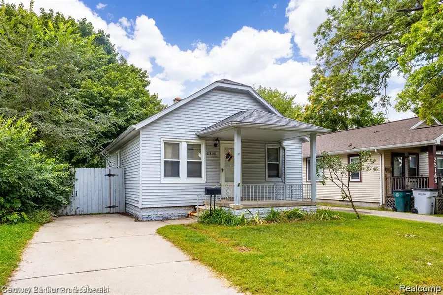 23141 Harding Avenue, Hazel Park, MI 48030 - #2
