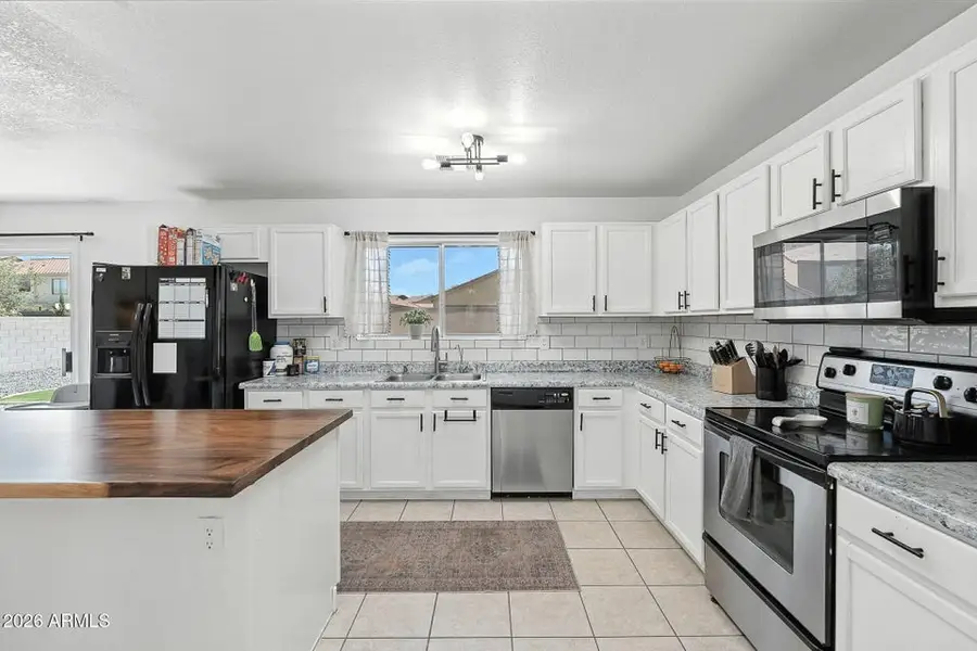 2985 W Goldmine Mountain Drive, San Tan Valley, AZ 85144 - #3