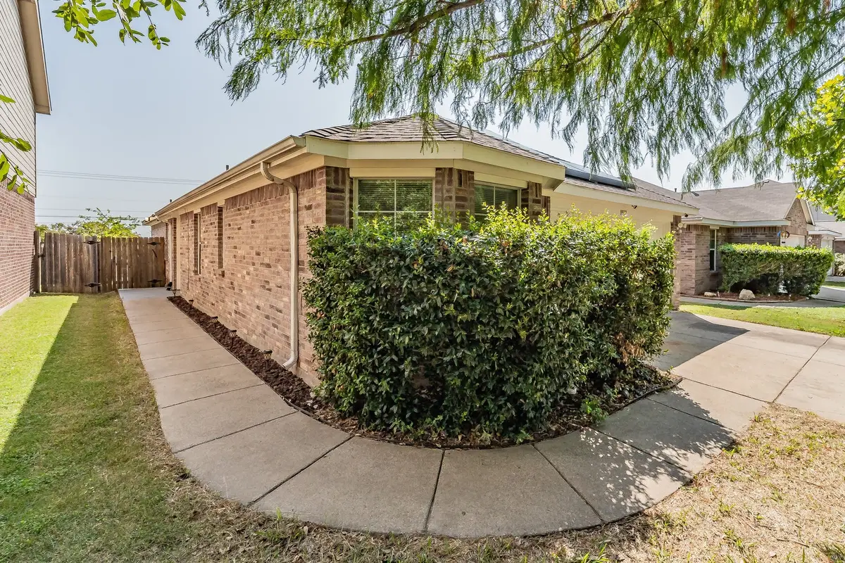 8932 Sunny Hollow Drive, Fort Worth, TX 76179 - #1