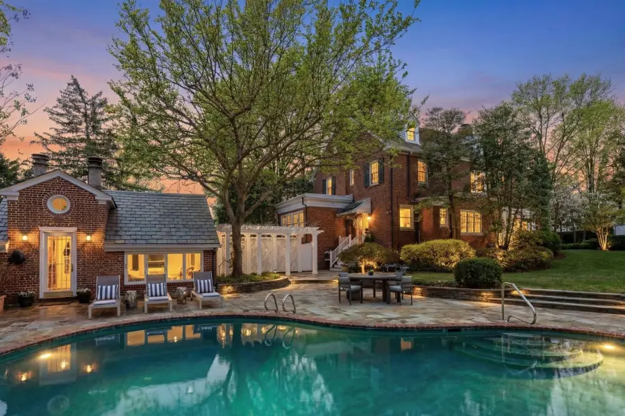 3609 Edmunds St Nw, Washington, DC 20007 - #2