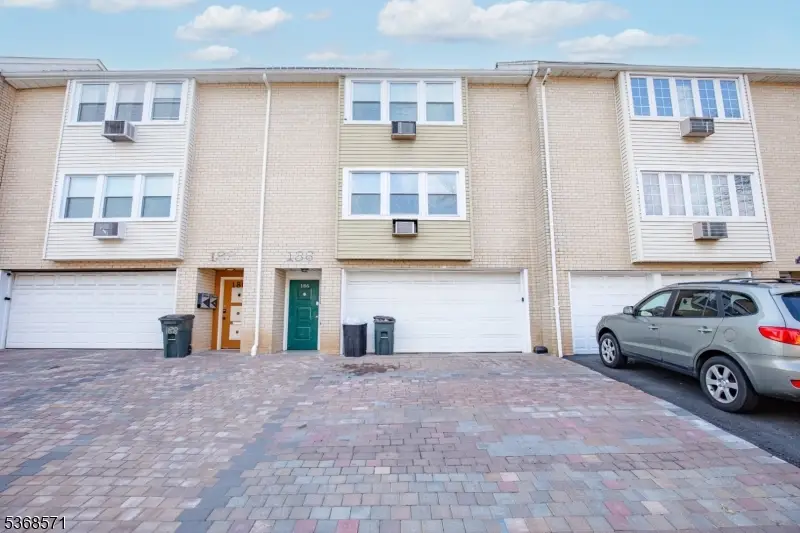 186 Park Street, East Orange, NJ 07017 - Image #2