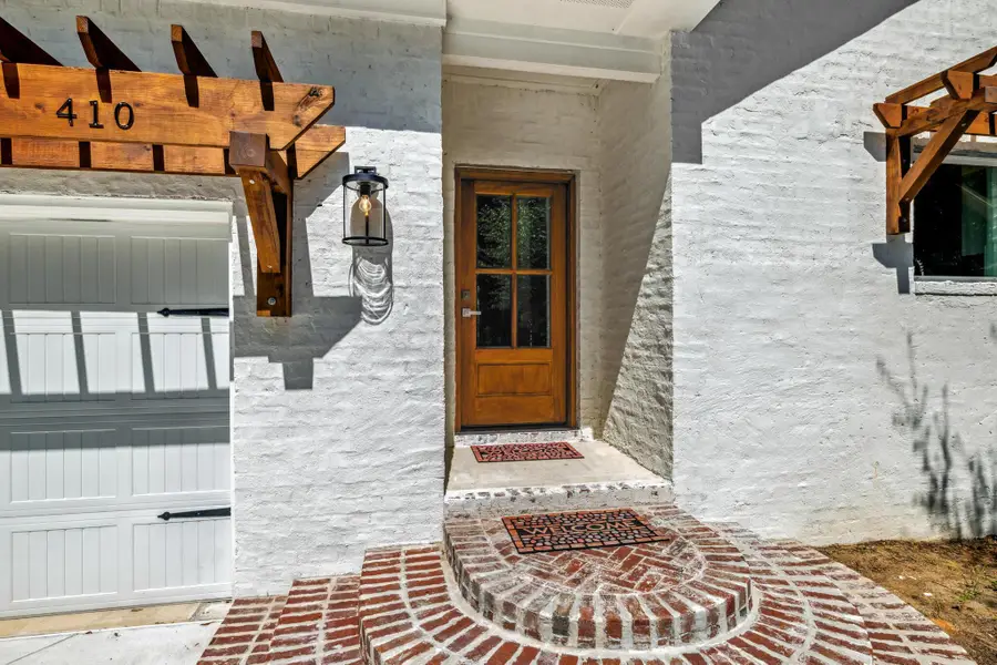 410 Anchors Street, Niceville, FL 32578 - Image #2