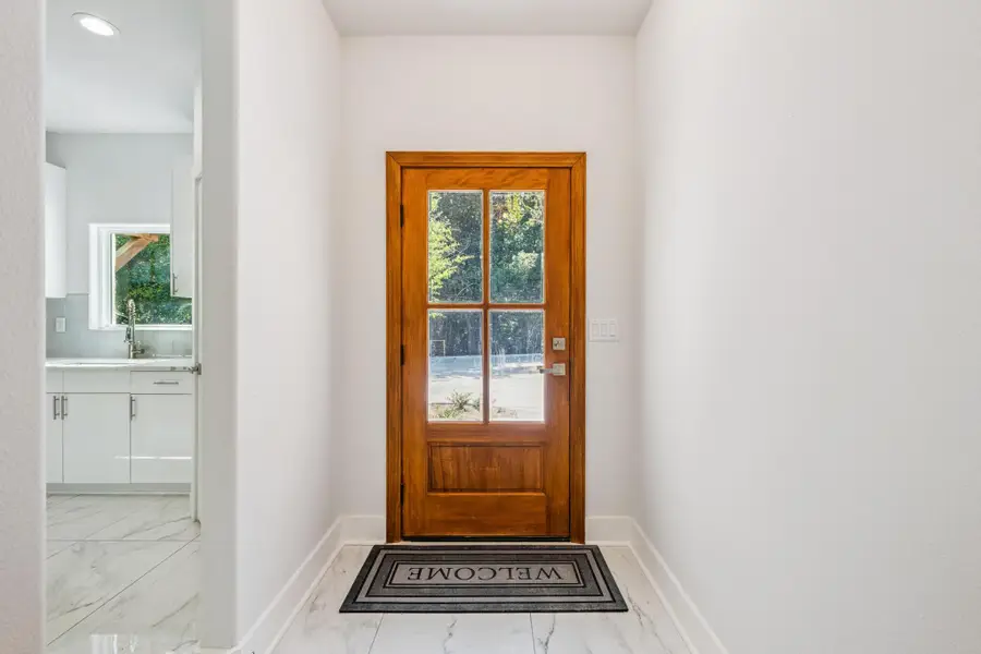 410 Anchors Street, Niceville, FL 32578 - Image #3