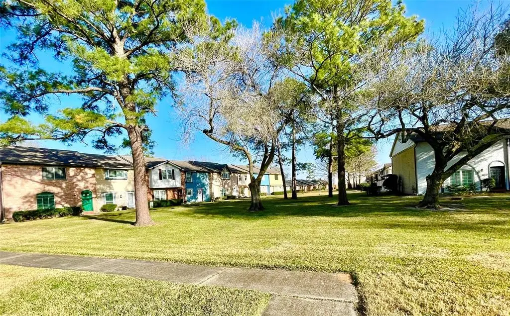 3764 Laura Leigh Drive, Friendswood, TX 77546 - #1