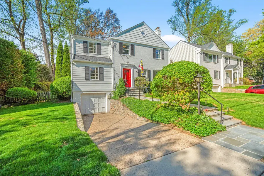 5104 Nahant St, Bethesda, MD 20816 - #2