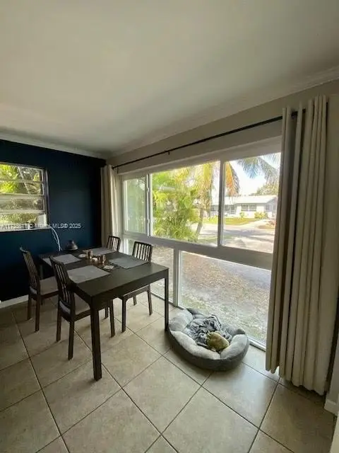 2560 NE 11th Ct #W, Pompano Beach, FL 33062