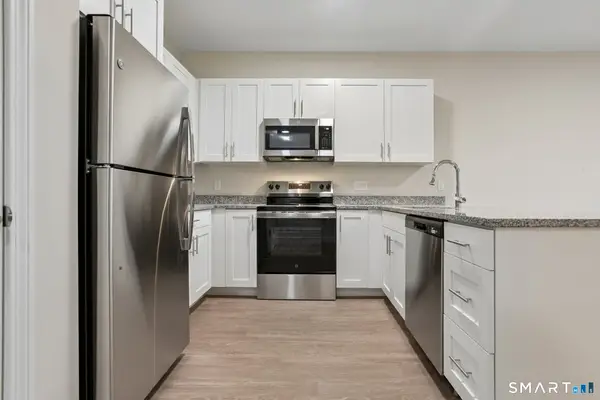55 Steele Boulevard #302, Berlin, CT 06037