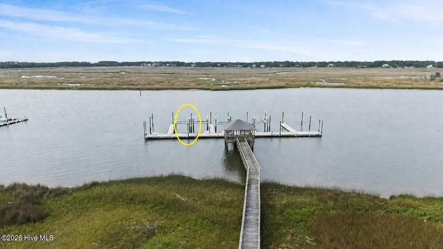 5000 Oquinn Boulevard Se # B, Southport, NC 28461 - #3