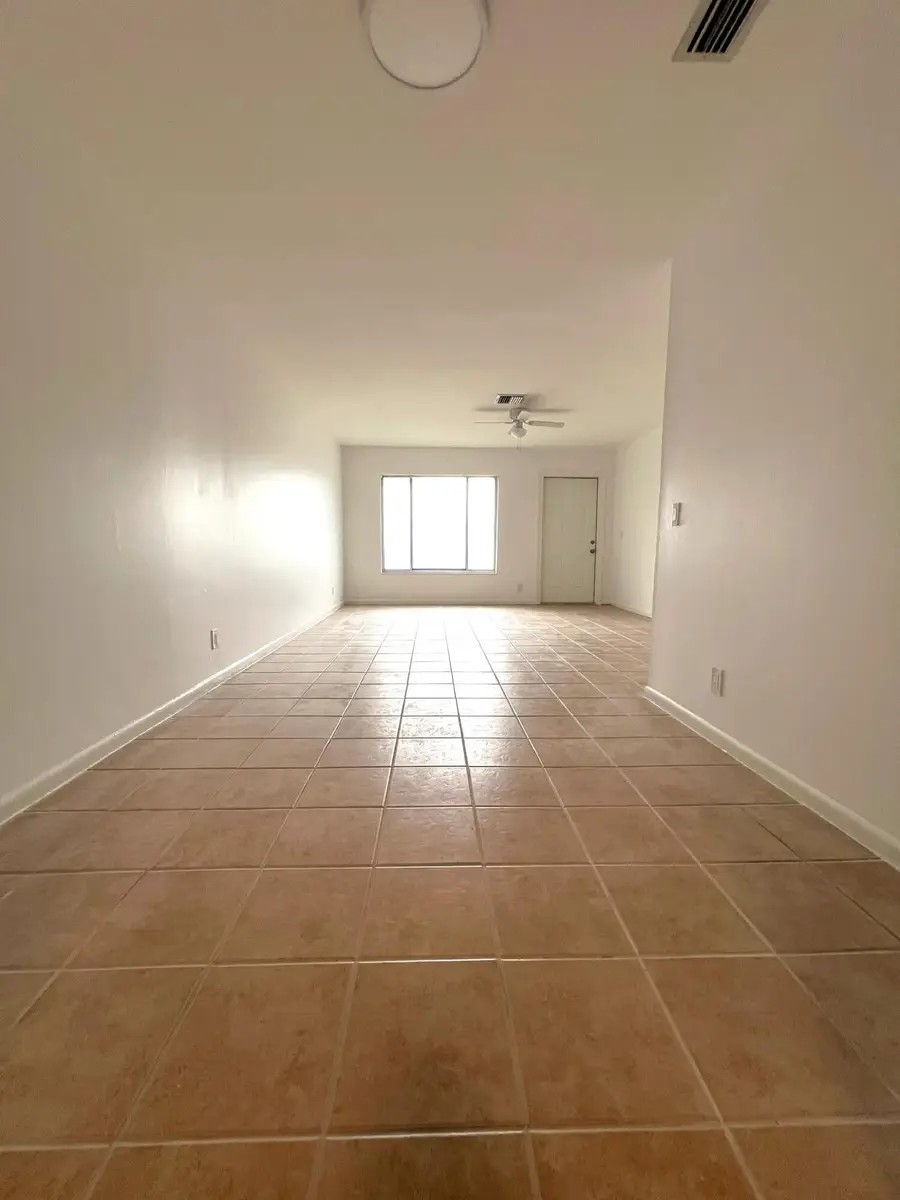 1100 Summer Street #7, Palm Springs, FL 33461 - #2