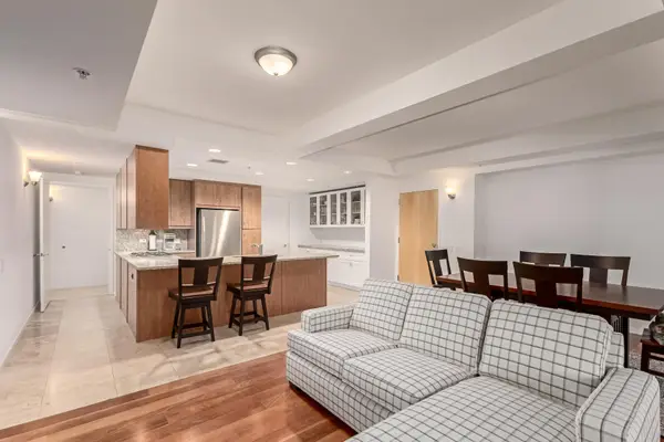 7151 E Rancho Vista Drive #1006, Scottsdale, AZ 85251