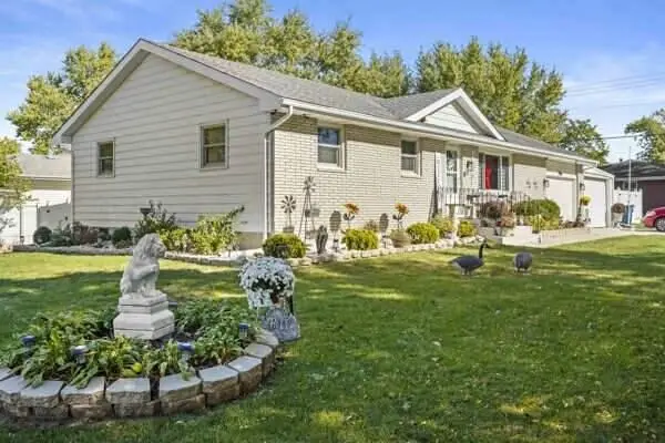 2150 W 95th Avenue, Crown Point, IN 46307 - #2