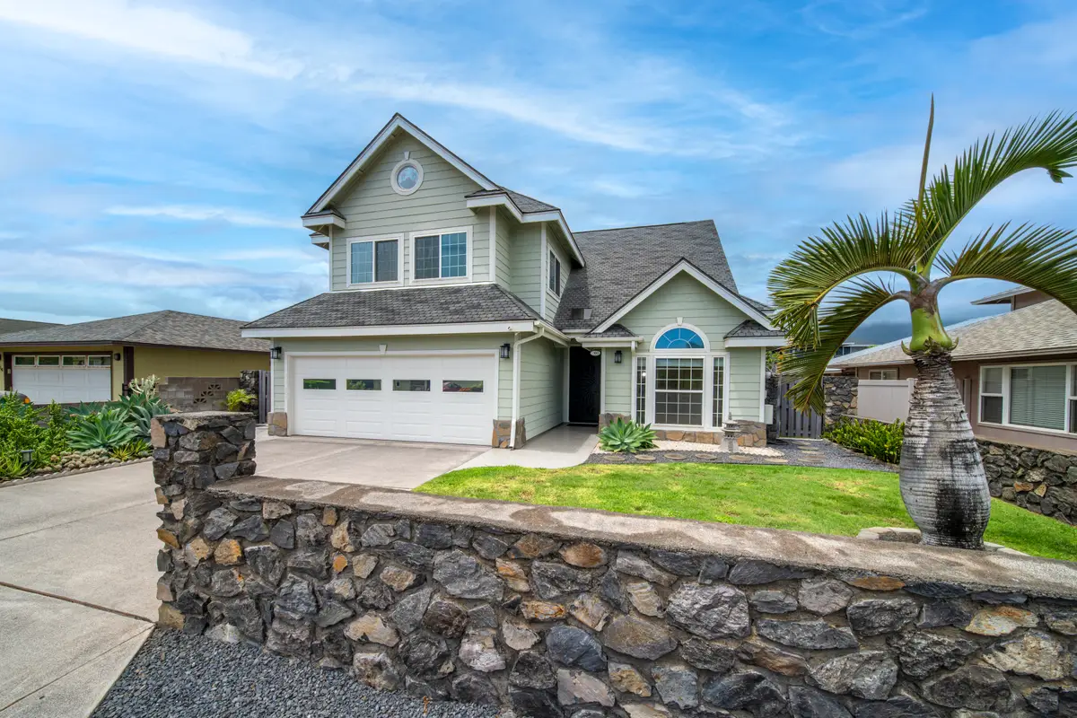 302 Kuualoha St, Kahului, HI 96732 - #1