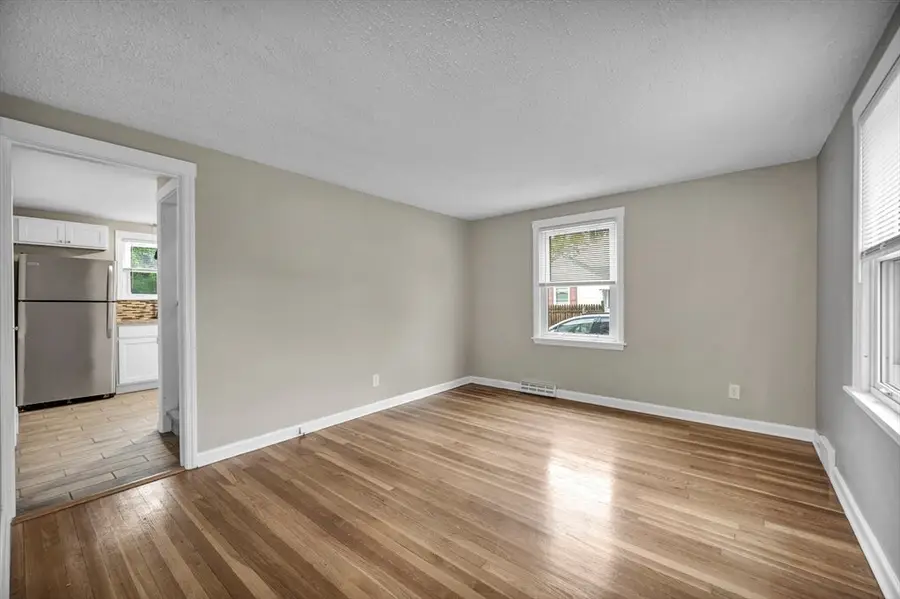 118 Pilgrim Rd, Springfield, MA 01118 - #3