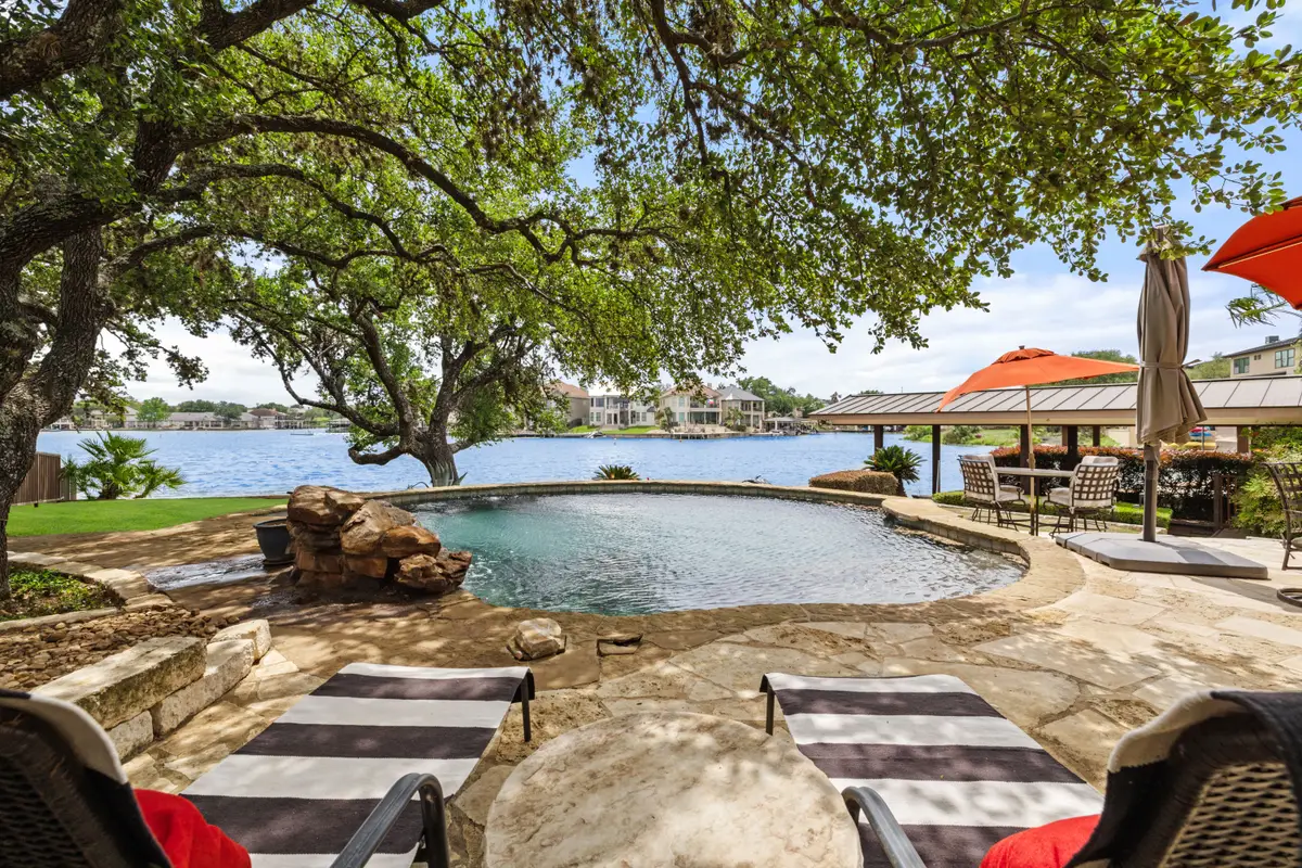 113 Wennmohs Place, Horseshoe Bay, TX 78657 - Image #1