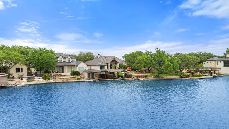 113 Wennmohs Place, Horseshoe Bay, TX 78657 - Image #2