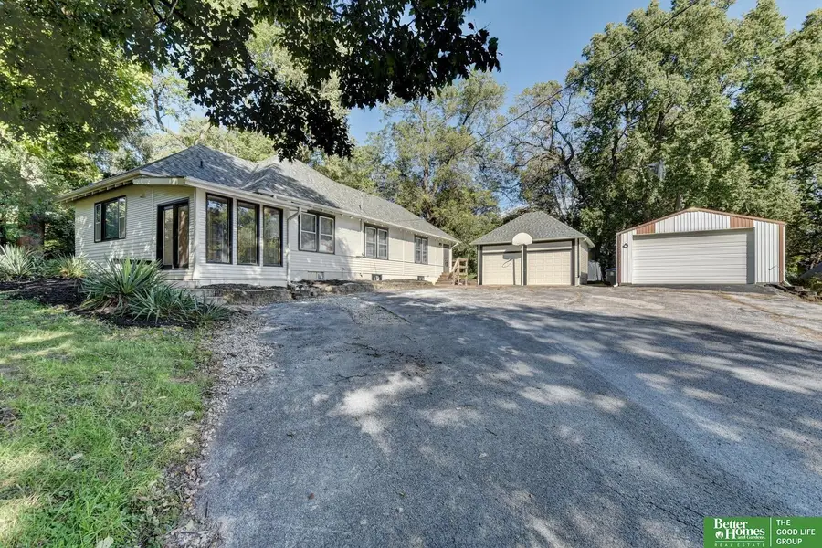 1510 Mcpherson Avenue, Council Bluffs, IA 51503 - #2