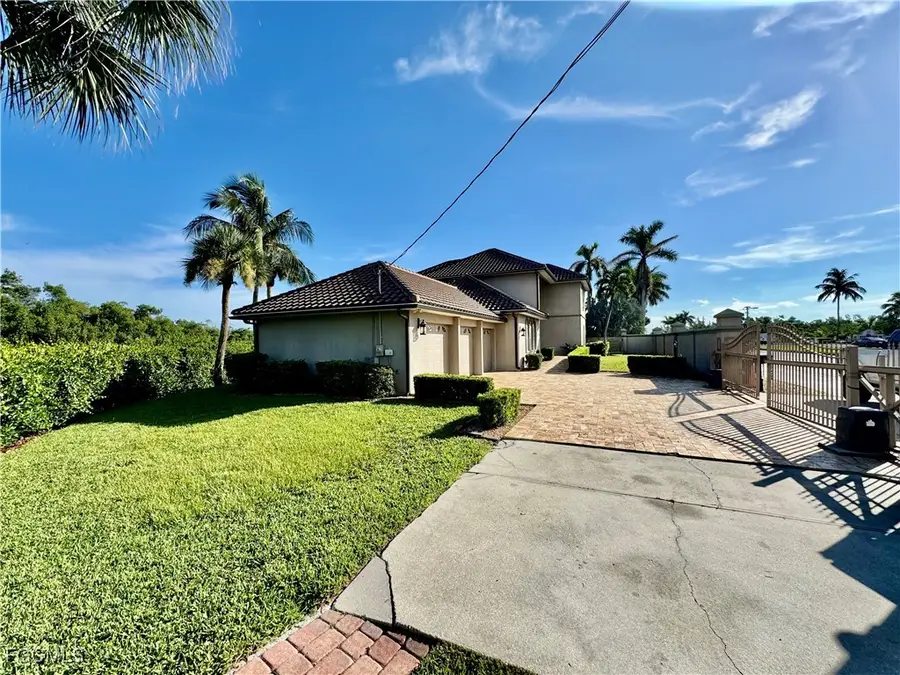 14370 Mcgregor Boulevard, Fort Myers, FL 33919 - #2