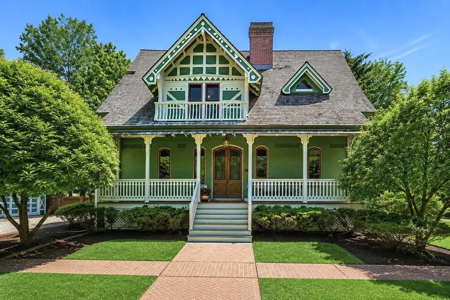 137 Hobart Ave, Millburn, NJ 07078 - #2