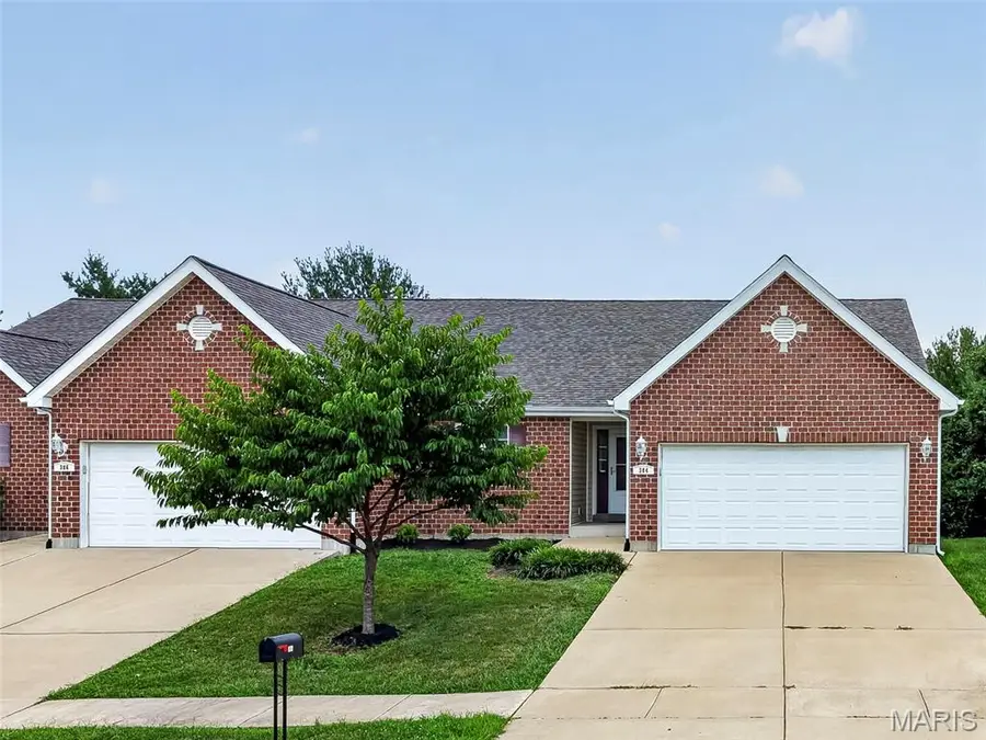 384-386 Shadow Pines Drive, Wentzville, MO 63385 - #3