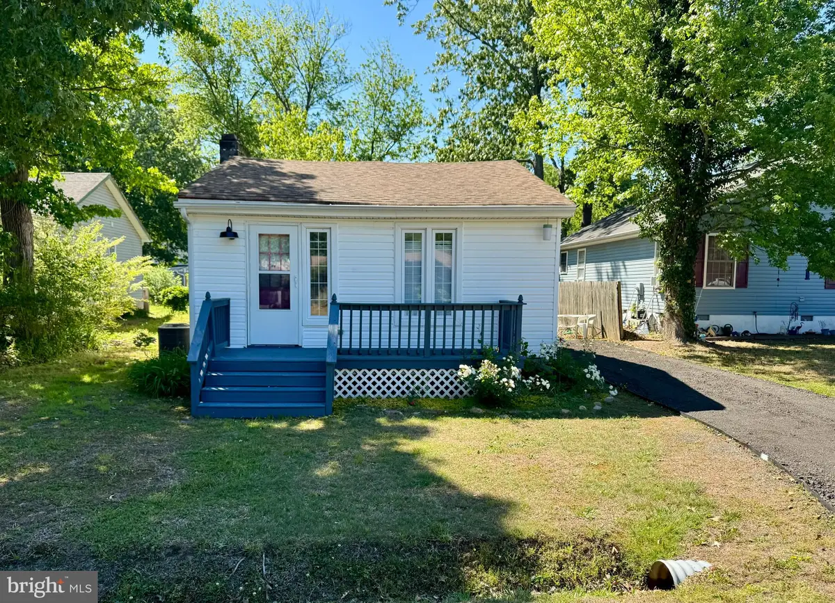 124 10th, Colonial Beach, VA 22443 - #1