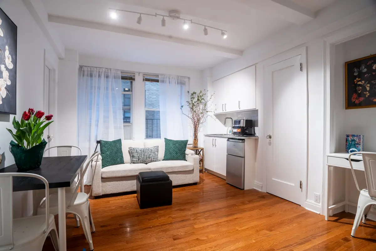 321 E 43rd Street #507, Manhattan, NY 10017 - #1
