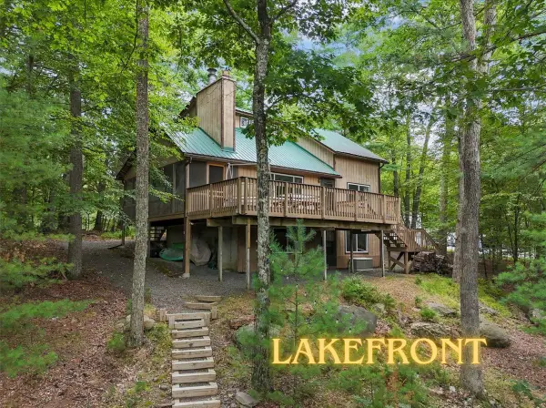 148 Lake Shore Drive, Dingmans Ferry, PA 18328