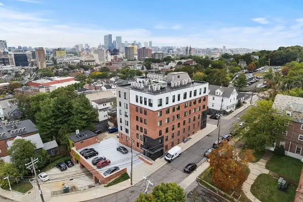70 Parker Hill Ave , #305, Boston, MA 02120