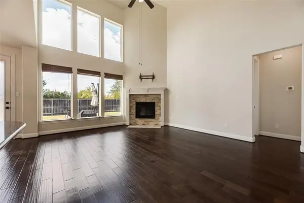 302 Daylily Drive, Wylie, TX 75098