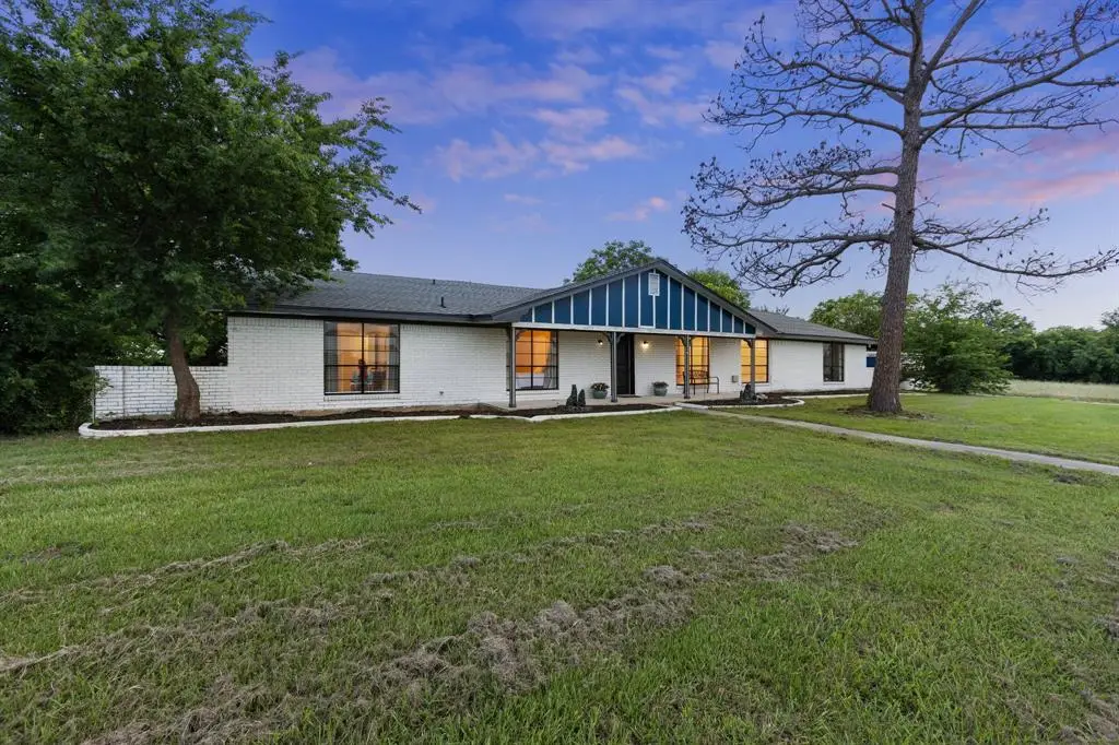 713 W Rosemary Street, Quinlan, TX 75474 - Image #1