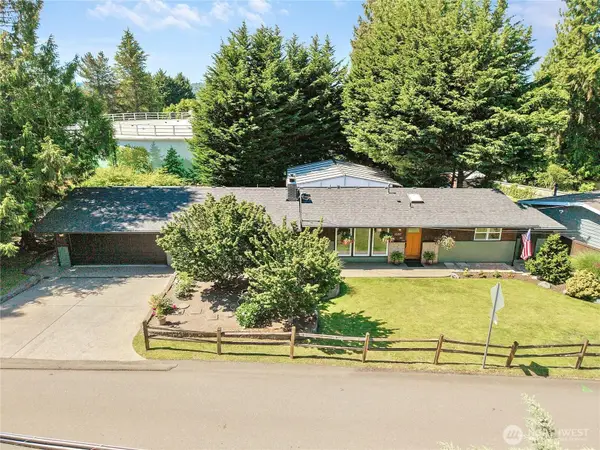 10157 NE 200th Street, Bothell, WA 98011