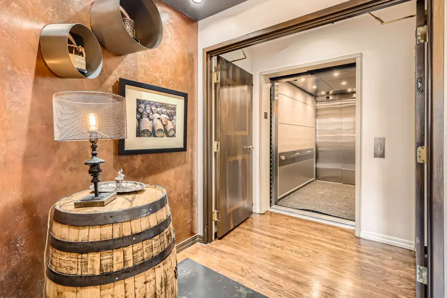 1735 19th Street #5-B, Denver, CO 80202 - #2