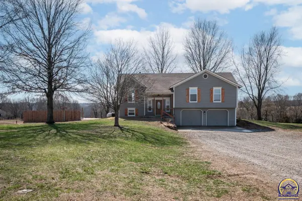 18879 Kickapoo Ridge Road, Leavenworth, KS 66048