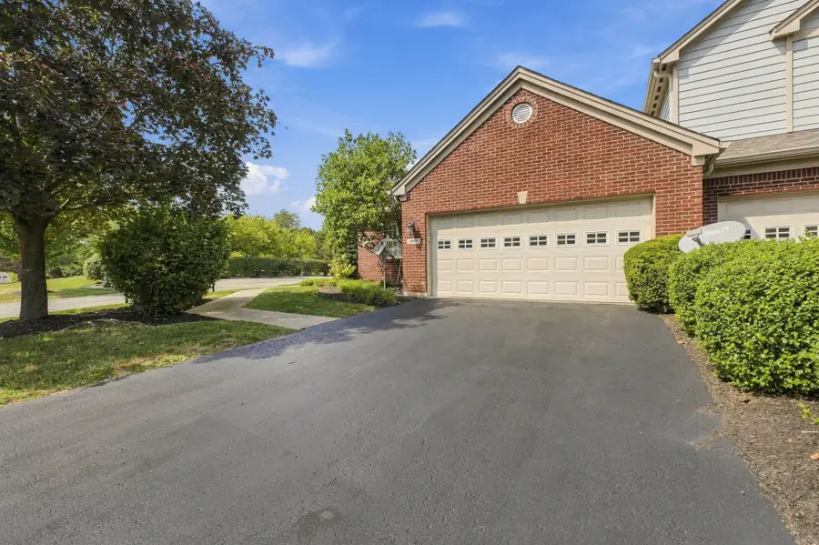 4916 Merton Square, Louisville, KY 40241 - #2