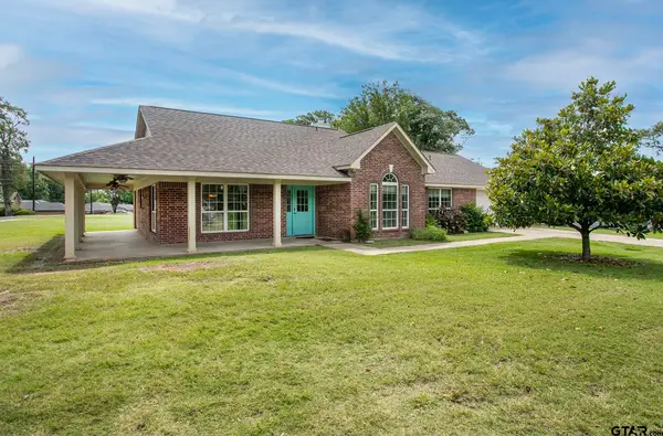 21750 Lakewood Lane, Chandler, TX 75758