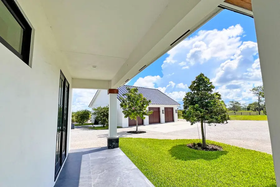 26209 SW Jockeys Run, Okeechobee, FL 34974 - Image #2