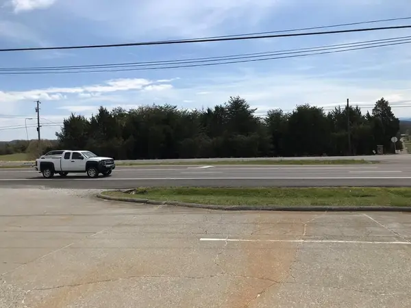 6987& 6989 W Andrew Johnson Highway, Talbott, TN 37877