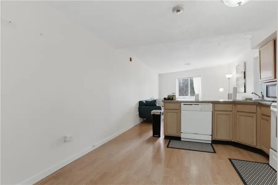 31 Devereux Street , 207, Providence, RI 02909 - #3