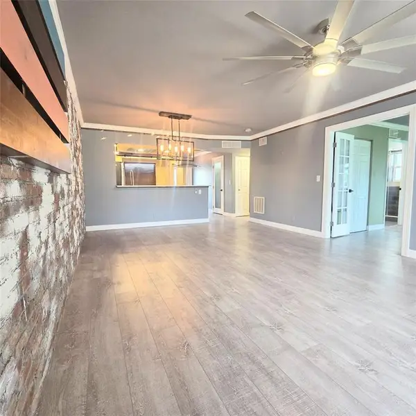 7800 NW 18th Street #201, Margate, FL 33063