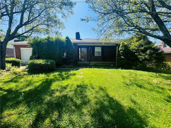 706 Fleming Avenue, Ravenswood, WV 26164