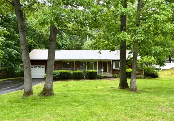 33A Hillside Avenue, Saint James, NY 11780