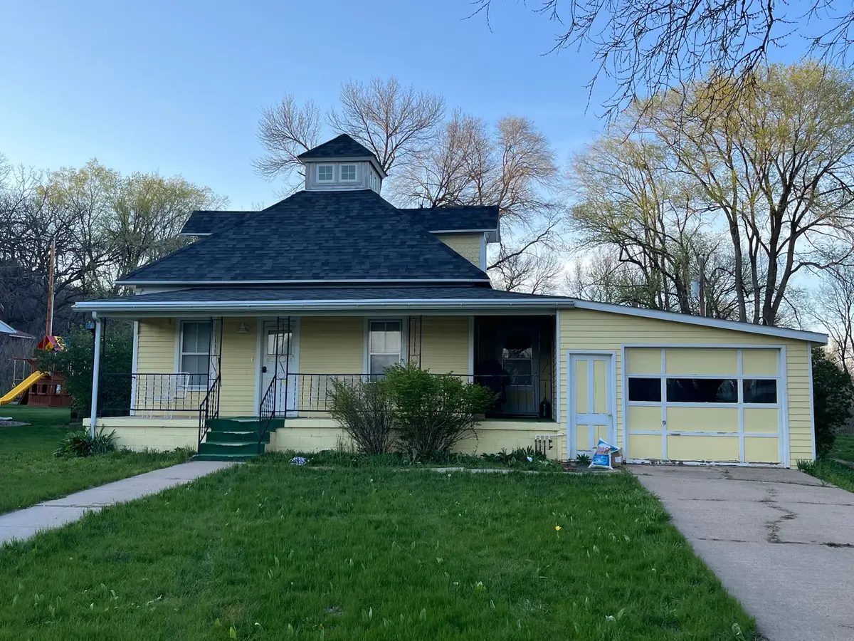 416 Brickyard Rd, Sheffield, IA 50475 - Image #1